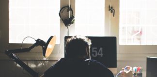 LA REGULACIÓN DEL TELETRABAJO EN UNA NECESIDAD OBJETIVA