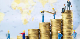 ES DE JUSTICIA AUMENTAR LOS SALARIOS EN ESTE PAÍS