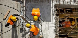 CONSTRUCCIÓ DEURES PEL 2024: ENTRE LA SEGURETAT I ELS SALARIS DIGNES