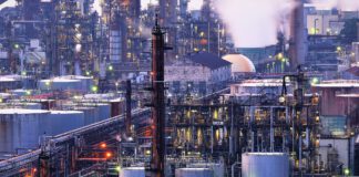 UGT FICA NO FIRMARÁ EL XXI CONVENIO DE LA INDUSTRIA QUÍMICA, POR ENTENDER QUE EMPEORA LAS CONDICIONES DEL ANTERIOR