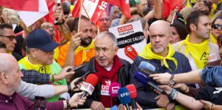UGT PROTESTA POR LAS ALTAS CIFRAS DE SINIESTRALIDAD LABORAL EN UNA CONCENTRACIÓN FRENTE A LA SEDE DE LA CEOE EN MADRID